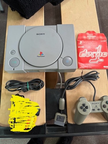 Play station ps1 - station, e