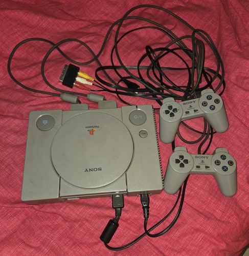 Sony playstation console - playstation, 1
