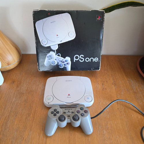 Console playstation one - one, ps1