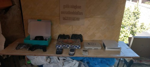 Play station stock console - play,